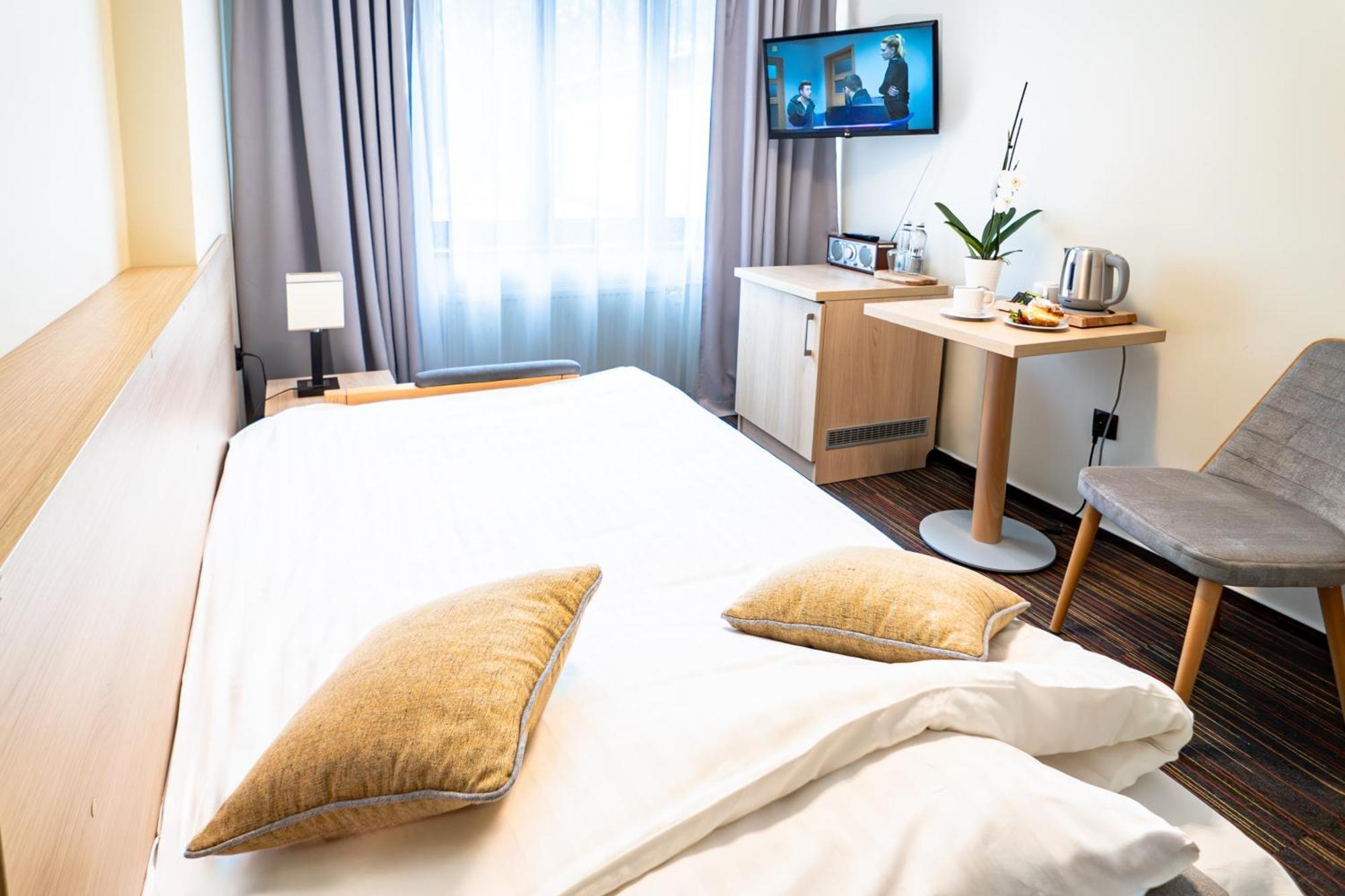 Hotel Osrodek Szkoleniowo-Wypoczynkowy "Lesnik" à Ustka Extérieur photo